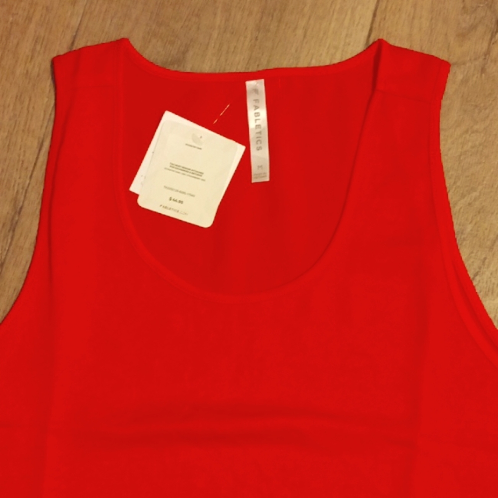 Fabletics Tank NWT - Picture 3 of 10